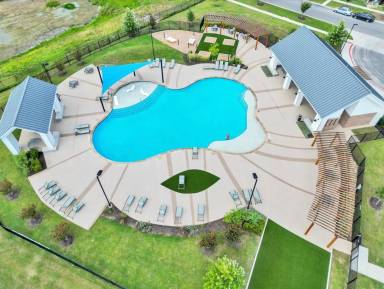 Main picture of 1306 Teychas Dr