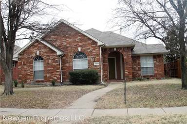 Main picture of 11233 Clover Knoll Dr