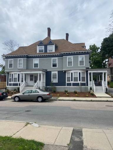 Main picture of 102 Merrick St
