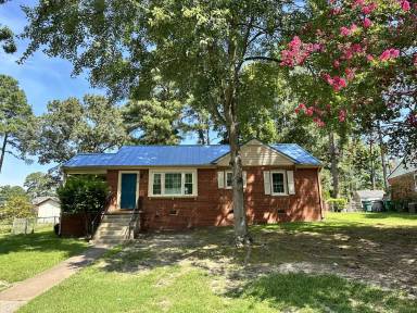 Main picture of 9010 Weldon Dr