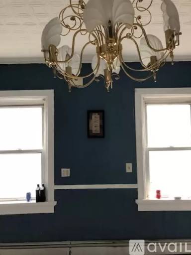 Main picture of 10 La Vaughn St