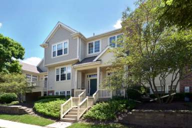 Main picture of 2603 N Greenwood Ave