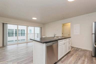 Main picture of 128 E Evergreen Dr