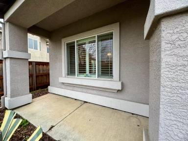 Main picture of 9801 Orino Ct