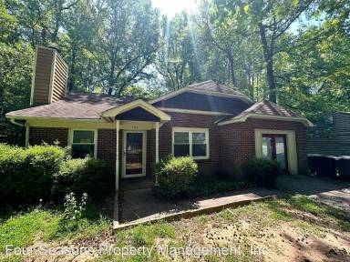 Main picture of 723 Cricketwood Ln