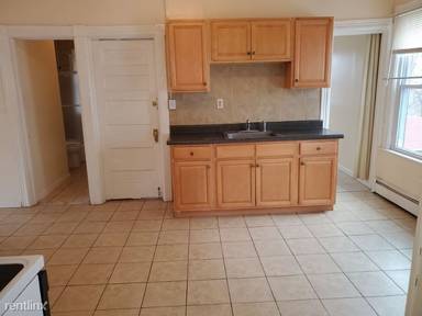 Main picture of 15 Roberts St