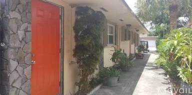Main picture of 917 N 25th Ave