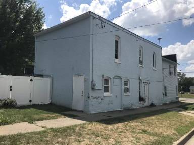 Main picture of 401 Page Ave