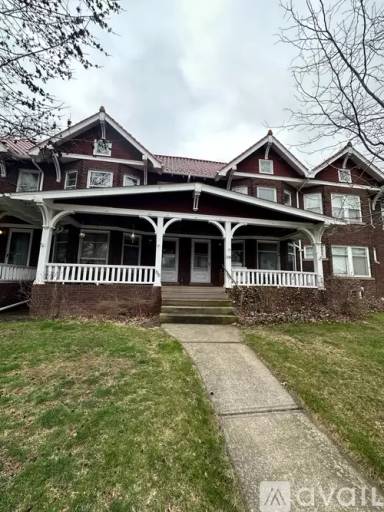 Main picture of 1143 Lakeland Ave