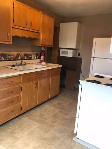 Main picture of 5578 N Market St