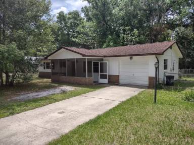 Main picture of 3260 S Michigan Blvd