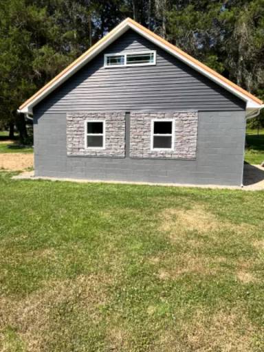 Main picture of 2247 Hood Ave