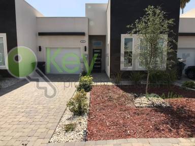 Main picture of 2920 N 51st St