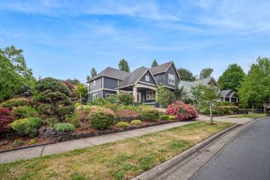 Main picture of 3337 Edgeview Ln