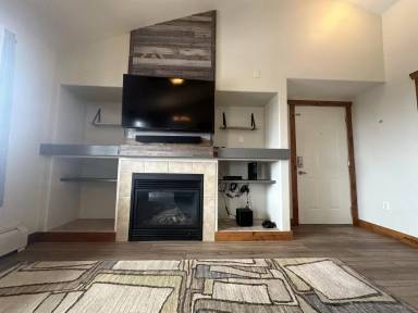 Main picture of 3305 Columbine Dr