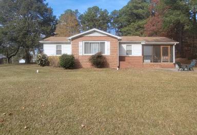 Main picture of 2015 Ellis Rd