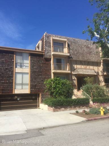 Main picture of 2141 S Bentley Ave