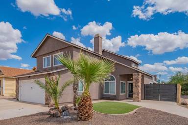 Main picture of 10615 N 63rd Dr