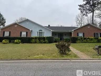 Main picture of 6608 Hillbrook Ave