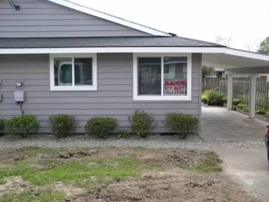 Main picture of 18035 SE Rose St