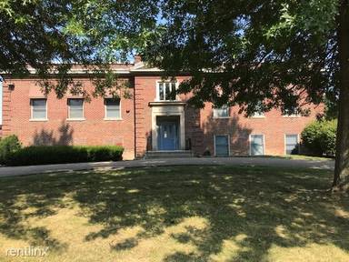 Main picture of 407 Laurentian Pl