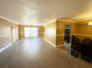 Main picture of 18220 University Park Dr