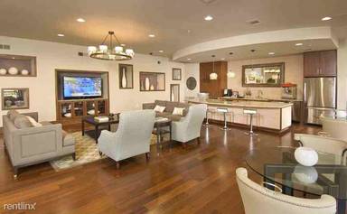 Main picture of Broadstone Memorial Apartment