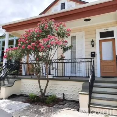 Main picture of 2304 Laharpe St
