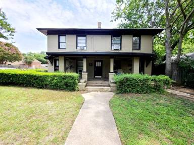 Main picture of 5734 Worth St