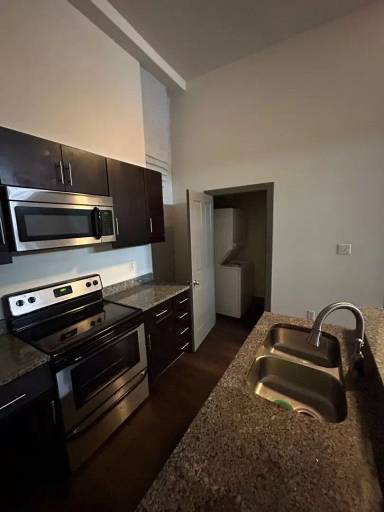 Main picture of 1100 Hull St