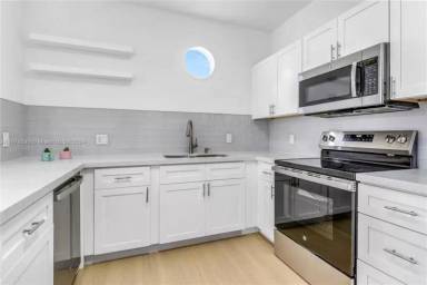 Main picture of 4465 SW 160th Ave