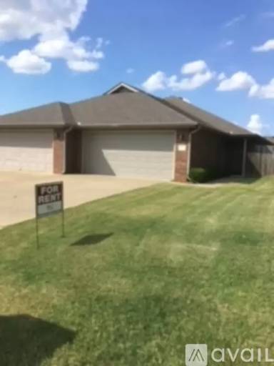 Main picture of 815 Trenton Dr