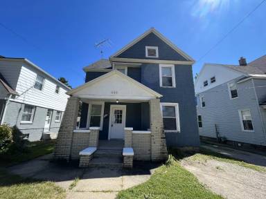 Main picture of 1104 Watson St SW