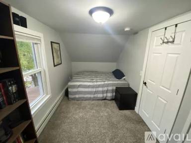 Main picture of 2608 Como Ave SE