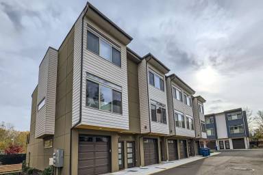 Main picture of 5020 148th St SW