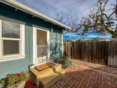 Main picture of 804 1/2 El Redondo Ave