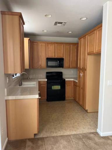 Main picture of 8243 Crystal Walk Cir
