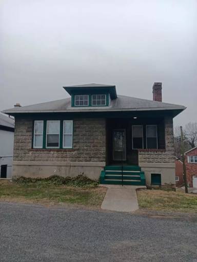 Main picture of 552 Fairmont Ave