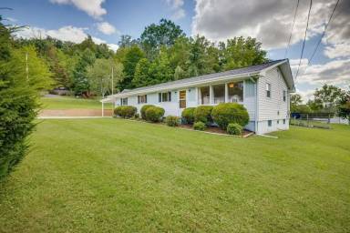 Main picture of 3905 Fairdale Rd