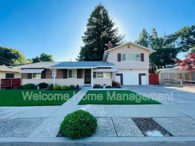 Main picture of 3945 Euclid Ave