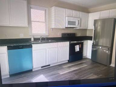 Main picture of 410 Snow St
