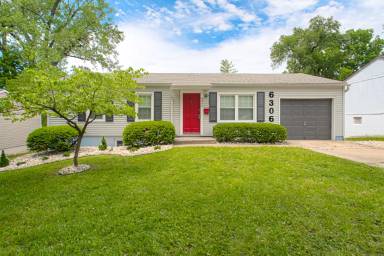 Main picture of 6306 E 153rd St