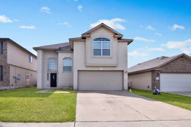 Main picture of 5103 Lions Gate Ln