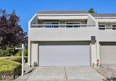 Main picture of 1751 Deer Creek Ct
