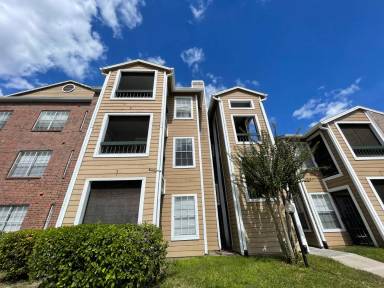 Main picture of Regency Gardens Condos