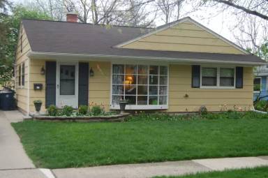 Main picture of 1241 Creal Cres