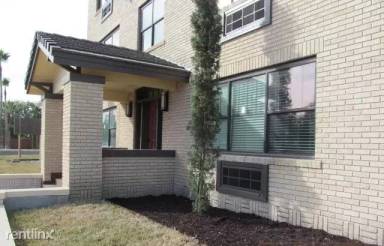 Main picture of Residences at Uptown