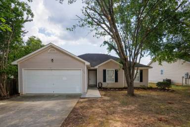 Main picture of 227 Mountain Creek Dr