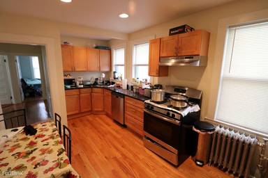 Main picture of 14 Lexington Ter