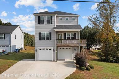 Main picture of 113 Bumps Creek Rd